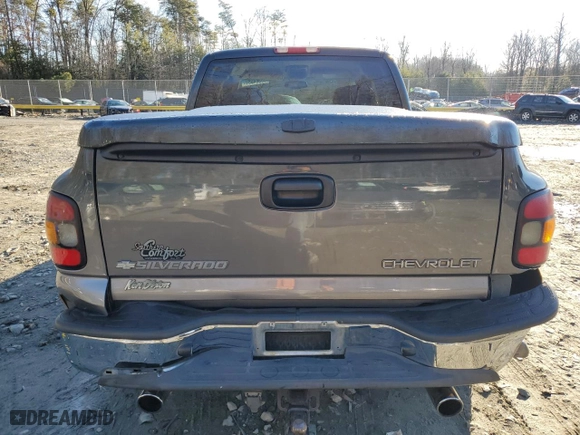 2004 Chevrolet Silverado 1500 Z71 with VIN 1GCEK19T14Z269676, listed as a Copart auction lot 86864084 with 248,240 mi miles and Salvage Title. Bid and sale history available at carsss.com. Image 6.