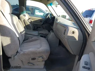 1999 Chevrolet Silverado 1500 LS with VIN 2GCEC19T9X1241246, listed as a IAAI auction lot 41837697 with 262,104 mi miles. Bid and sale history available at carsss.com. Image 5.