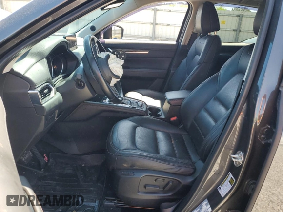 2018 Mazda CX-5 Grand Touring z VIN JM3KFBDM3J0351106, wystawiony jako Copart lot #52553925 z przebiegiem Nie podano mil oraz Szkoda całkowita • Salvage title. Historia ofert i sprzedaży dostępna na DreamBid. Obrazek 7.