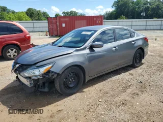 2017 Nissan Altima S z VIN 1N4AL3AP7HC472009, wystawiony jako Copart lot #61663015 z przebiegiem 104 221 mil mil oraz Szkoda całkowita • Salvage title. Historia ofert i sprzedaży dostępna na DreamBid. Obrazek 1.
