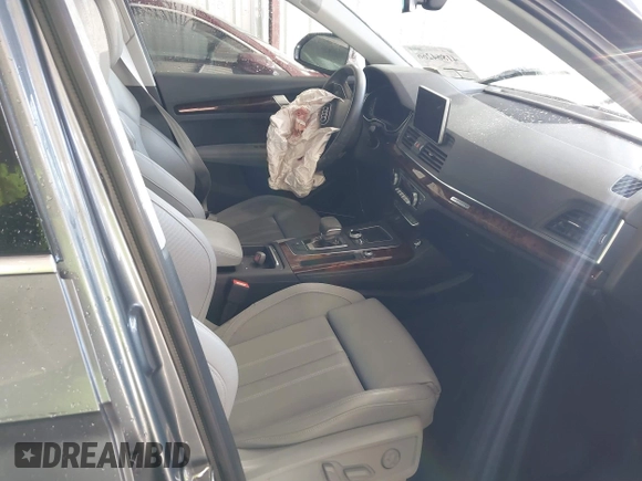 2018 Audi Q5 Prestige with VIN WA1CNAFY0J2023988, listed as a IAAI auction lot 41864266 with 39,298 mi miles. Bid and sale history available at carsss.com. Image 5.