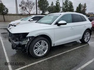 2020 Audi Q5 Premium Plus with VIN WA1BNAFY0L2037761, listed as a Copart auction lot 48557125 with 38,667 mi miles and Salvage Title. Bid and sale history available at carsss.com. Image 1.