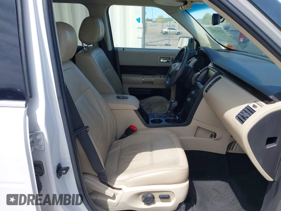 2015 Ford Flex SEL with VIN 2FMHK6C85FBA09233, listed as a IAAI auction lot 42142972 with 221,909 mi miles. Bid and sale history available at carsss.com. Image 5.