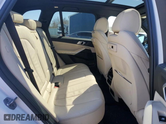 2021 BMW X5 xDrive45e with VIN 5UXTA6C02M9F03198, listed as a Copart auction lot 51805015 with 42,350 mi miles and Salvage Title. Bid and sale history available at DreamBid. Image 11.