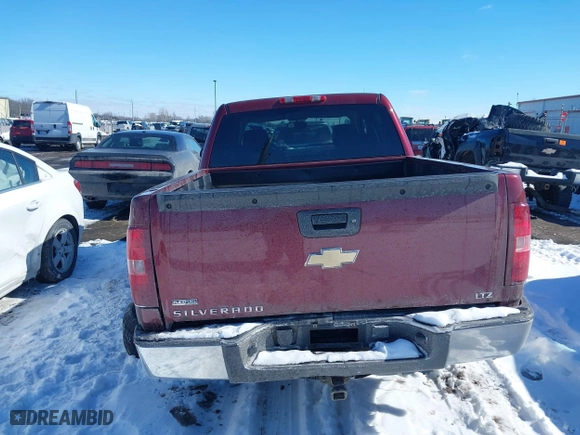2008 Chevrolet Silverado 1500 LTZ with VIN 3GCEK13338G277180, listed as a IAAI auction lot 41628926 with 242,920 mi miles. Bid and sale history available at carsss.com. Image 16.