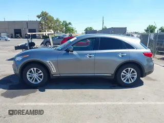 2017 Infiniti QX70 with VIN JN8CS1MWXHM415170, listed as a IAAI auction lot 42788300 with 128,468 mi miles and . Bid and sale history available at DreamBid. Image 14.