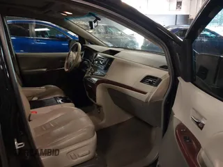 2012 Toyota Sienna XLE AAS with VIN 5TDYK3DCXCS208178, listed as a IAAI auction lot 41788262 with 329,823 mi miles and . Bid and sale history available at carsss.com. Image 5.
