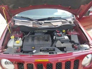 2016 Jeep Patriot Latitude with VIN 1C4NJPFB6GD603624, listed as a IAAI auction lot 42411731 with 187,485 mi miles and . Bid and sale history available at DreamBid. Image 10.