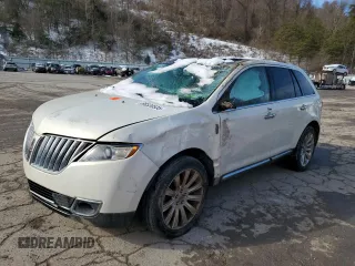 2013 Lincoln MKX with VIN 2LMDJ8JK8DBL08552, listed as a Copart auction lot 88320535 with 181,775 mi miles and Salvage Title. Bid and sale history available at carsss.com. Image 1.