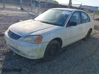 2003 Honda Civic LX with VIN 1HGES16523L014348, listed as a IAAI auction lot 42015881 with 271,832 mi miles. Bid and sale history available at carsss.com. Image 2.