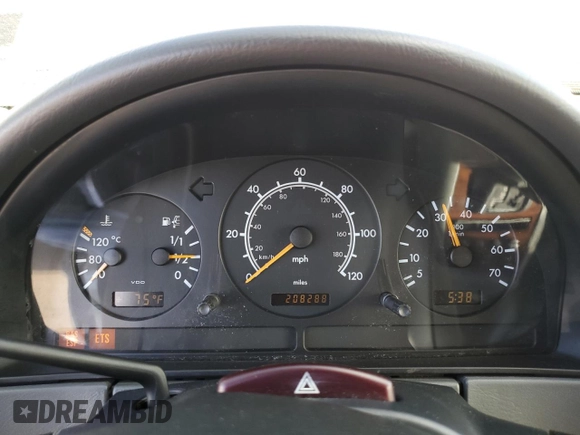 1999 Mercedes-Benz M-Class with VIN 4JGAB54E6XA078297, listed as a Copart auction lot 78088564 with 208,288 mi miles and Salvage Title. Bid and sale history available at carsss.com. Image 9.