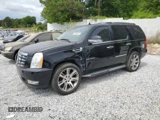 2013 Cadillac Escalade Luxury z VIN 1GYS3BEF0DR122362, wystawiony jako Copart lot #54068055 z przebiegiem 229 999 mil mil oraz Czysty tytuł • Clean title. Historia ofert i sprzedaży dostępna na DreamBid. Obrazek 1.