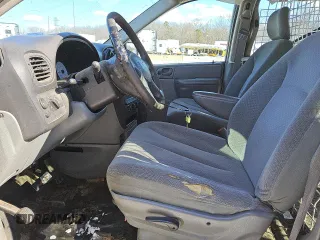 2006 Dodge Caravan Cargo with VIN 1D4GP21E66B511843, listed as a Copart auction lot 88923715 with 226,639 mi miles and Clean Title. Bid and sale history available at carsss.com. Image 7.