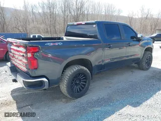 2019 Chevrolet Silverado 1500 LT with VIN 1GCPYDEKXKZ394243, listed as a IAAI auction lot 41821628 with 1 mi miles. Bid and sale history available at carsss.com. Image 4.