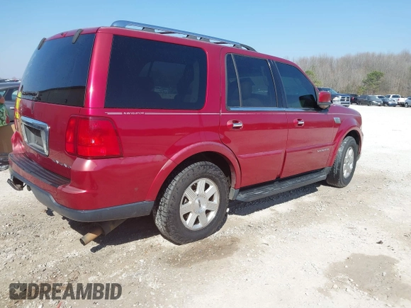 2005 Lincoln Navigator Luxury z VIN 5LMFU27535LJ22068, wystawiony jako IAAI lot #41766399 z przebiegiem 237 554 mil mil oraz . Historia ofert i sprzedaży dostępna na DreamBid. Obrazek 4.