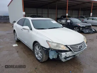 2011 Lexus ES with VIN JTHBK1EGXB2423446, listed as a IAAI auction lot 41549545 with 198,846 mi miles. Bid and sale history available at carsss.com. Image 1.
