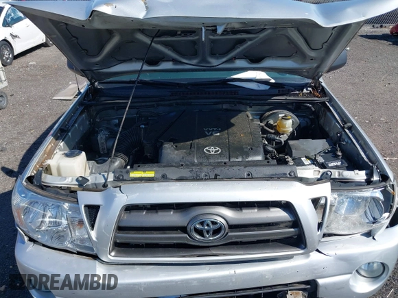 2009 Toyota Tacoma with VIN 3TMLU42N79M034075, listed as a IAAI auction lot 41954016 with 82,399 mi miles and . Bid and sale history available at DreamBid. Image 10.
