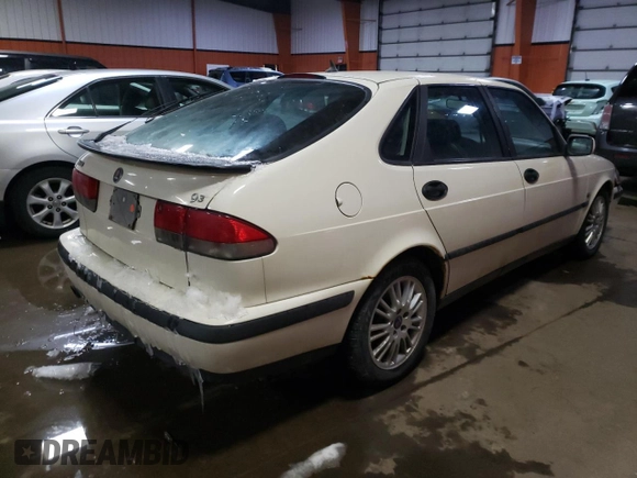 2002 Saab 9-3 with VIN YS3DD58H622022226, listed as a Copart auction lot 44865564 with 184,296 mi miles and Salvage Title. Bid and sale history available at carsss.com. Image 3.