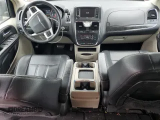 2014 Chrysler Town & Country Touring z VIN 2C4RC1BGXER311026, wystawiony jako Copart lot #57581375 z przebiegiem 84 725 mil mil oraz Szkoda całkowita • Salvage title. Historia ofert i sprzedaży dostępna na DreamBid. Obrazek 8.