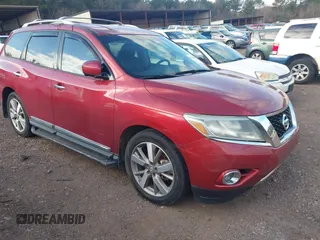 2014 Nissan Pathfinder SV with VIN 5N1AR2MN0EC684562, listed as a IAAI auction lot 41616690 with 177,174 mi miles. Bid and sale history available at carsss.com. Image 1.