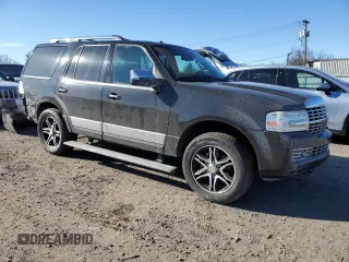 2008 Lincoln Navigator z VIN 5LMFU28518LJ06891, wystawiony jako Copart lot #46435275 z przebiegiem 192 856 mil mil oraz Szkoda całkowita • Salvage title. Historia ofert i sprzedaży dostępna na DreamBid. Obrazek 4.