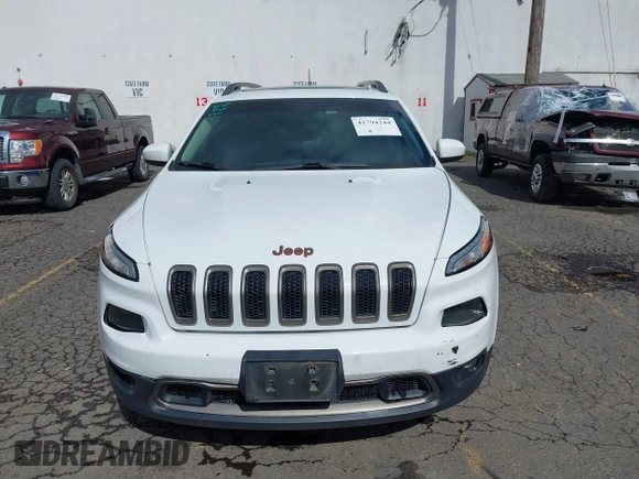 2017 Jeep Cherokee Latitude with VIN 1C4PJLCS6HW578672, listed as a IAAI auction lot 41794244 with 111,225 mi miles and . Bid and sale history available at DreamBid. Image 13.