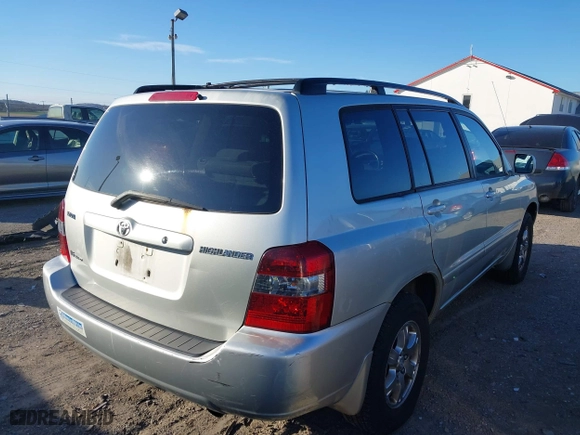 2004 Toyota Highlander with VIN JTEEP21A640064789, listed as a IAAI auction lot 41882687 with 226,136 mi miles. Bid and sale history available at carsss.com. Image 6.