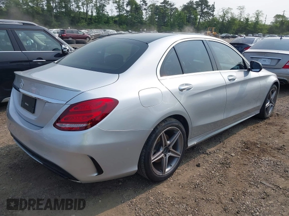 2018 Mercedes-Benz C 300 с VIN 55SWF4KB4JU267819, выставлен на аукционе IAAI как лот 42395826 с пробегом 44 618 миль миль и . История ставок и продаж доступна на DreamBid. Изображение 4.