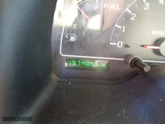 2002 Ford Windstar Wagon SEL w/300A with VIN 2FMZA53472BB83782, listed as a Copart auction lot 73694804 with 197,404 mi miles and Salvage Title. Bid and sale history available at carsss.com. Image 9.