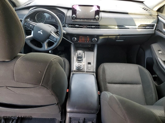 2022 Mitsubishi Outlander ES with VIN JA4J3TA87NZ045712, listed as a Copart auction lot 43951795 with 71,946 mi miles and Salvage Title. Bid and sale history available at carsss.com. Image 8.
