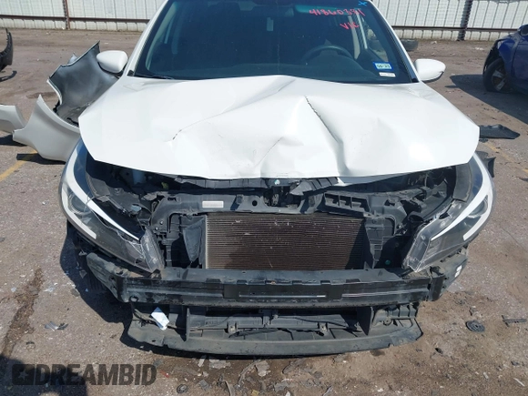 2017 Kia Forte LX with VIN 3KPFK4A71HE082296, listed as a IAAI auction lot 41860381 with 84,130 mi miles. Bid and sale history available at carsss.com. Image 13.