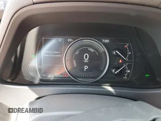 2024 Lexus UX 250h Premium z VIN JTHP6JBH2R2191619, wystawiony jako Copart lot #65536244 z przebiegiem 11 190 mil mil oraz Szkoda całkowita • Salvage title. Historia ofert i sprzedaży dostępna na DreamBid. Obrazek 9.