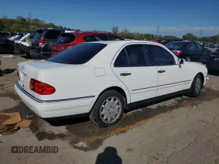 1999 Mercedes-Benz E-Class with VIN WDBJF65HXXA914389, listed as a Copart auction lot 72935884 with 192,084 mi miles and Salvage Title. Bid and sale history available at carsss.com. Image 3.