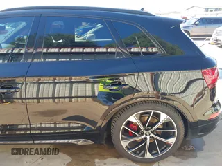 2021 Audi SQ5 Premium Plus z VIN WA1B4AFY1M2001646, wystawiony jako IAAI lot #42227378 z przebiegiem 48 525 mil mil oraz . Historia ofert i sprzedaży dostępna na DreamBid. Obrazek 19.