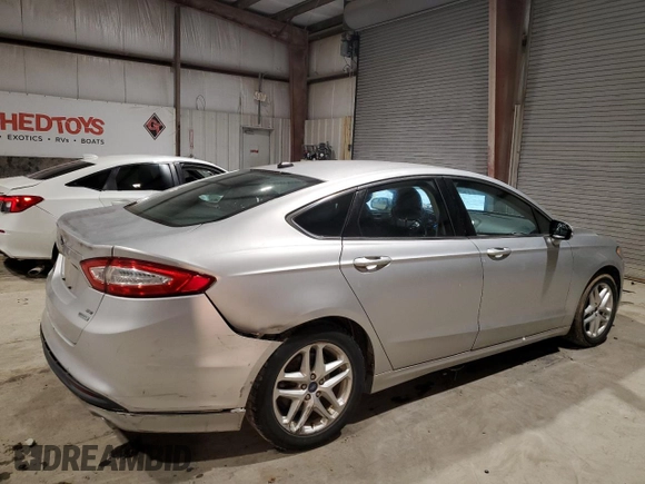 2013 Ford Fusion SE with VIN 3FA6P0HR5DR143451, listed as a Copart auction lot 45503745 with 161,125 mi miles and Salvage Title. Bid and sale history available at carsss.com. Image 3.