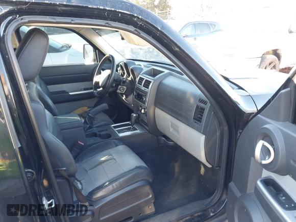 2007 Dodge Nitro SLT with VIN 1D8GT58K67W548683, listed as a IAAI auction lot 41484106 with 198,930 mi miles. Bid and sale history available at carsss.com. Image 5.
