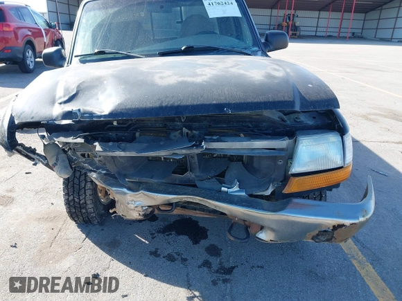 1999 Ford Ranger XL with VIN 1FTZR15V1XPA38040, listed as a IAAI auction lot 41762424 with 208,473 mi miles. Bid and sale history available at carsss.com. Image 6.