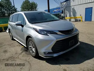 2021 Toyota Sienna XLE with VIN 5TDYSKFC6MS033078, listed as a Copart auction lot 52763265 with 59,599 mi miles and Salvage Title. Bid and sale history available at DreamBid. Image 12.