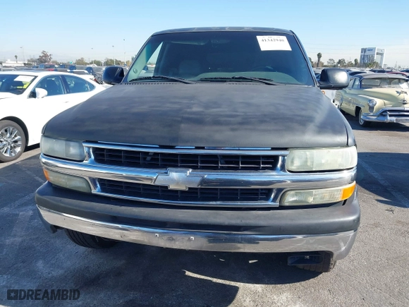 2003 Chevrolet Tahoe LS with VIN 1GNEC13V33R219195, listed as a IAAI auction lot 41342940 with 177,276 mi miles. Bid and sale history available at carsss.com. Image 12.