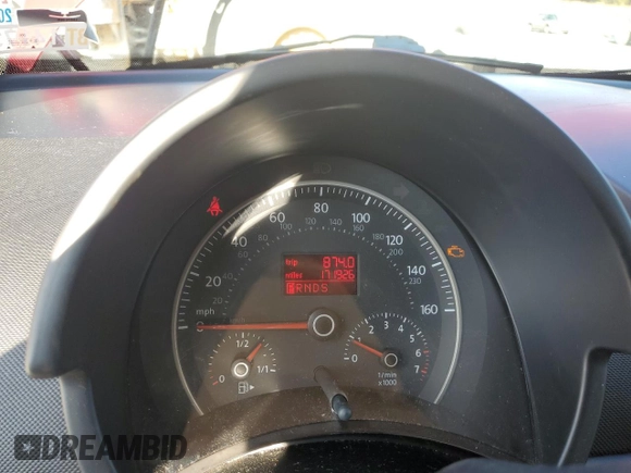 2009 Volkswagen New Beetle Coupe S with VIN 3VWRW31C19M501342, listed as a Copart auction lot 81761554 with 171,926 mi miles and Salvage Title. Bid and sale history available at carsss.com. Image 9.