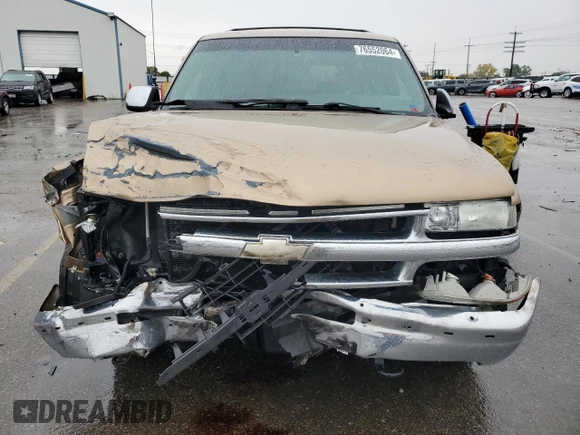 2000 Chevrolet Suburban LT with VIN 3GNFK16T7YG150665, listed as a Copart auction lot 76552064 with 214,608 mi miles and Salvage Title. Bid and sale history available at carsss.com. Image 5.