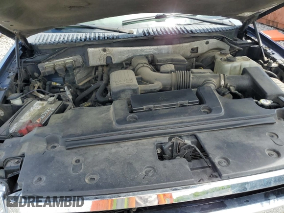 2010 Ford Expedition Eddie Bauer with VIN 1FMJU1H58AEB58066, listed as a Copart auction lot 55818855 with 292,426 mi miles and Salvage title. Bid and sale history available at DreamBid. Image 12.