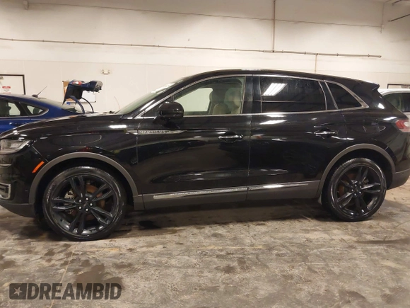 2020 Lincoln Nautilus Reserve with VIN 2LMPJ8KP0LBL33502, listed as a IAAI auction lot 41846725 with 54,347 mi miles and . Bid and sale history available at DreamBid. Image 14.