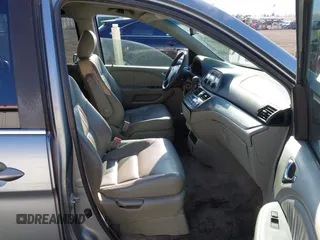 2007 Honda Odyssey EX-L with VIN 5FNRL38707B044142, listed as a IAAI auction lot 42094414 with 173,963 mi miles. Bid and sale history available at carsss.com. Image 5.
