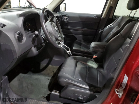 2017 Jeep Patriot High Altitude with VIN 1C4NJRFB2HD205372, listed as a Copart auction lot 44023985 with 184,761 mi miles and Salvage Title. Bid and sale history available at carsss.com. Image 7.