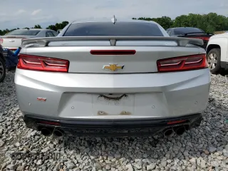 2016 Chevrolet Camaro 2SS with VIN 1G1FG1R76G0141332, listed as a Copart auction lot 55898725 with 70,810 mi miles and Salvage title. Bid and sale history available at DreamBid. Image 6.