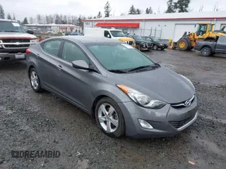 2013 Hyundai Elantra Limited z VIN 5NPDH4AE1DH415395, wystawiony jako IAAI lot #41710258 z przebiegiem 101 523 mil mil oraz . Historia ofert i sprzedaży dostępna na DreamBid. Obrazek 1.