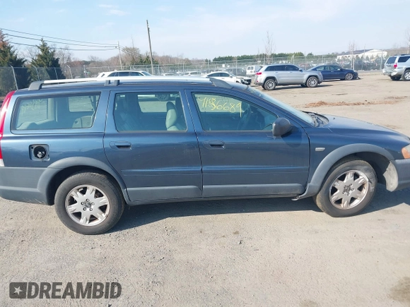 2005 Volvo XC70 with VIN YV1SZ592X51201769, listed as a IAAI auction lot 41836689 with 260,339 mi miles and . Bid and sale history available at DreamBid. Image 13.