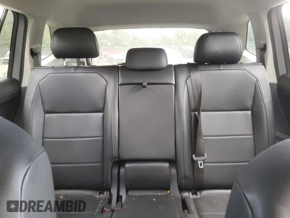2020 Volkswagen Tiguan SE with VIN 3VV2B7AX4LM022562, listed as a Copart auction lot 69816034 with 61,789 mi miles and Salvage Title. Bid and sale history available at DreamBid. Image 10.