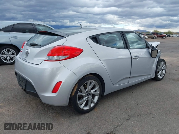 2017 Hyundai Veloster Value Edition with VIN KMHTC6AD2HU308084, listed as a IAAI auction lot 41734062 with 59,354 mi miles. Bid and sale history available at carsss.com. Image 4.
